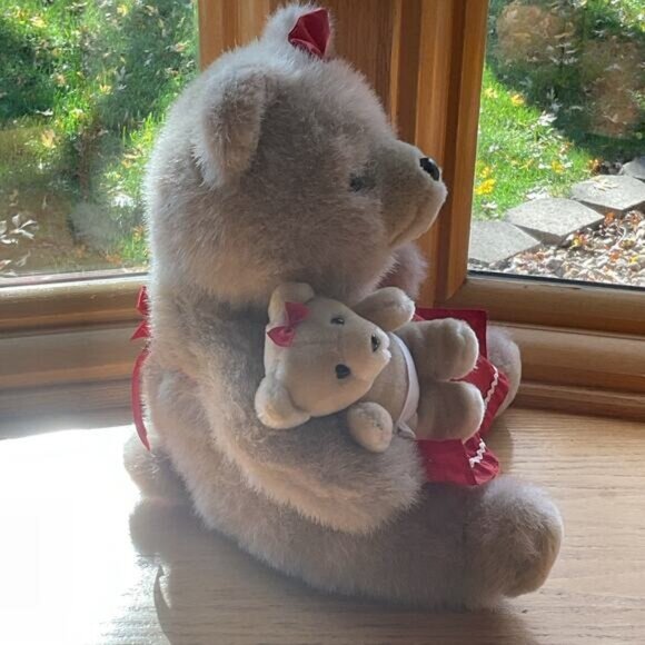 Shopco Cuddly Mother & Baby Bear Plush Set With Red Dress & Bows - Picture 4 of 8